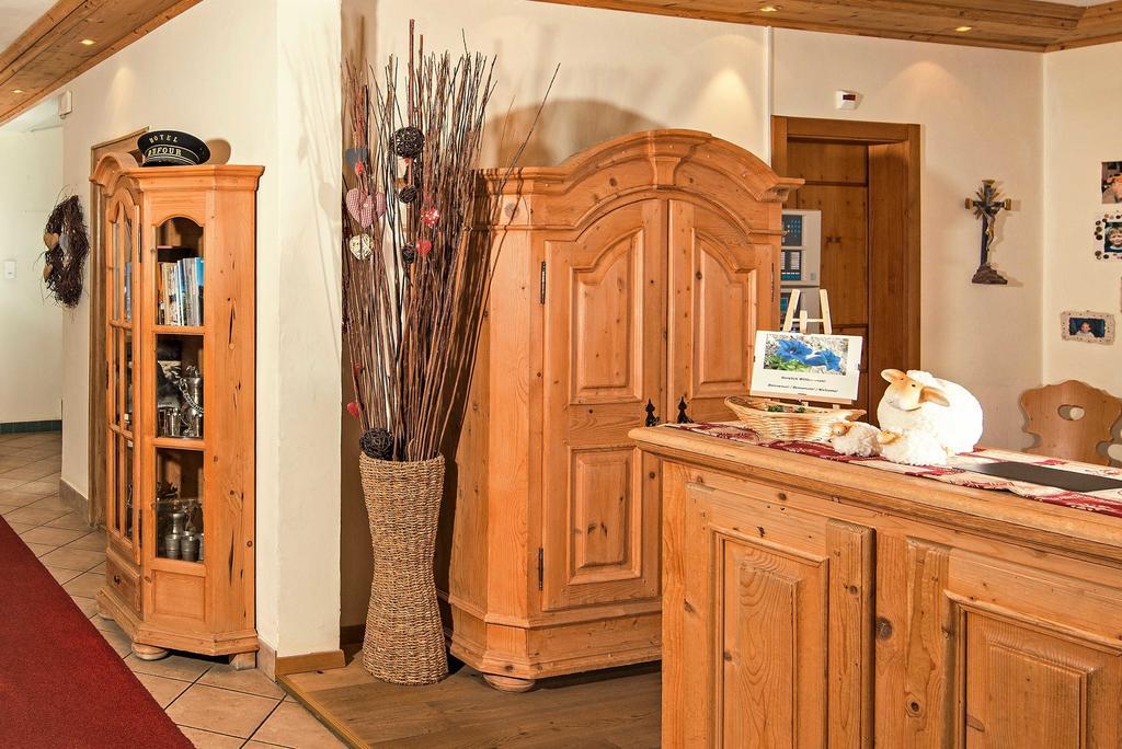 Dufour Alpin Superior - Adults Only Hotel